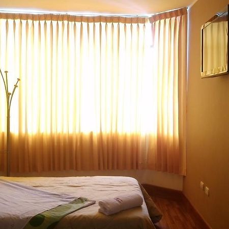 Hospedaje Oasis Chiclayo Quarto foto