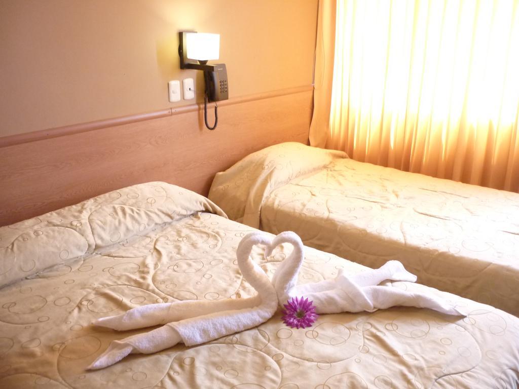 Hospedaje Oasis Chiclayo Quarto foto